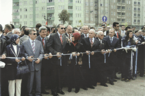 Açılış TöreniCumhurbaşkanı'mız Sn. Recep Tayyip ERDOĞAN'ın katılımlarıyla yapılan Kocaeli üniversitesi bölünmüş yol açılış töreni.